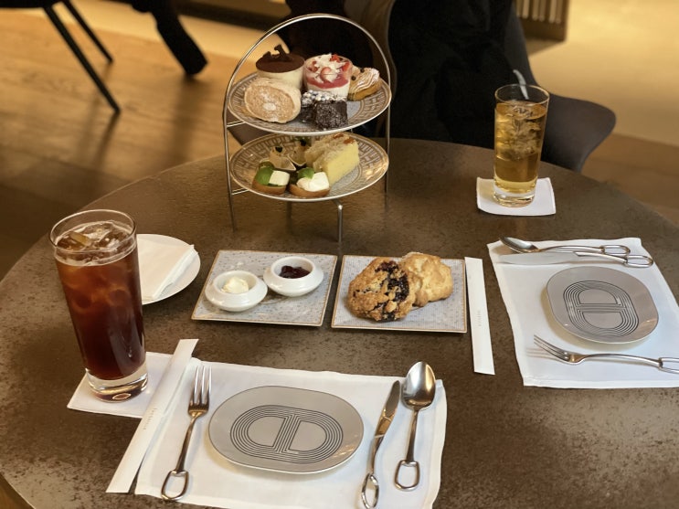 도산대로 핫플 에르메스 카페 마당 애프터눈티 후기 도산대로 핫플 에르메스 카페 마당 애프터눈티 후기