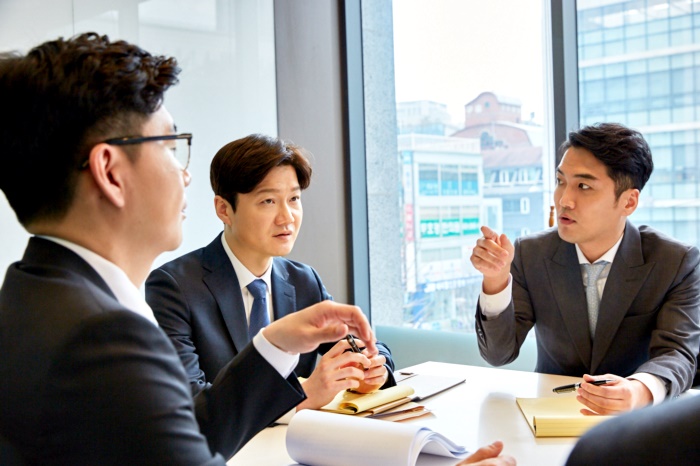  이혼시친권양육권 쉽게 포기하시면 ‘이러한 문제’ 생길 수 있습니다