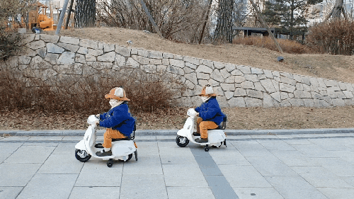  베스파 미니 전동 스쿠터 :: 3살, 4살 선물로 추천(내돈내산)