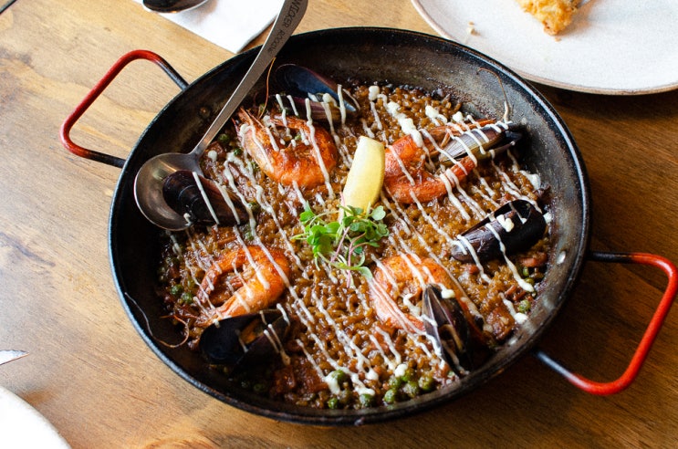  광교 맛집에서 즐기는 스페인 음식