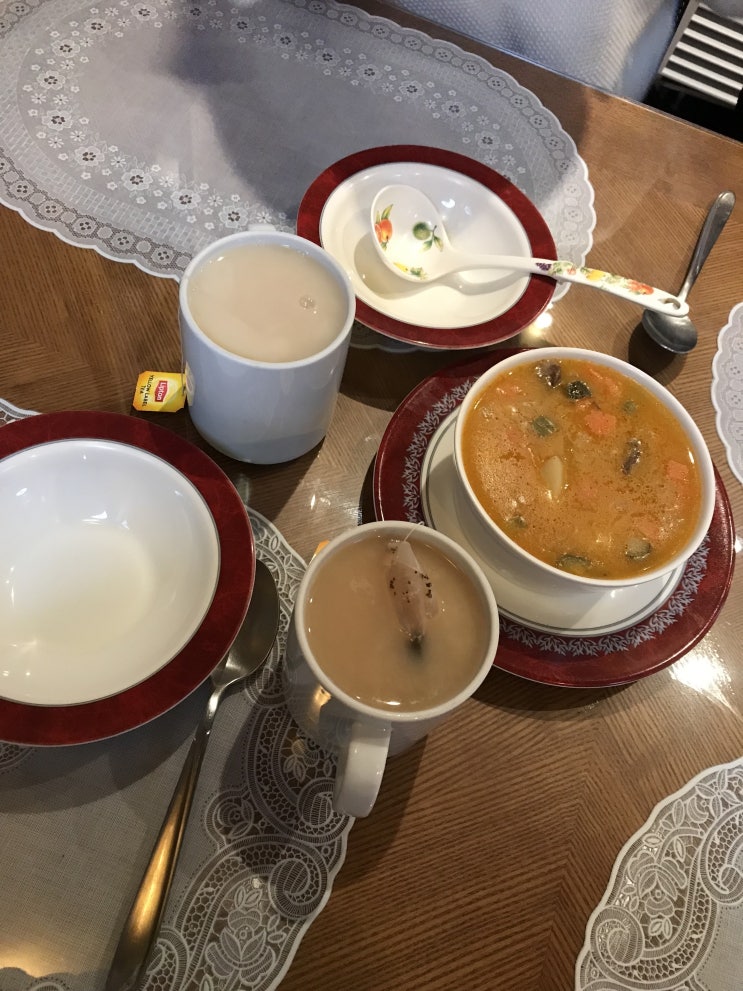  동대문 맛집 부랴트 전통 음식을 만나러 카페 바이칼로 여행!