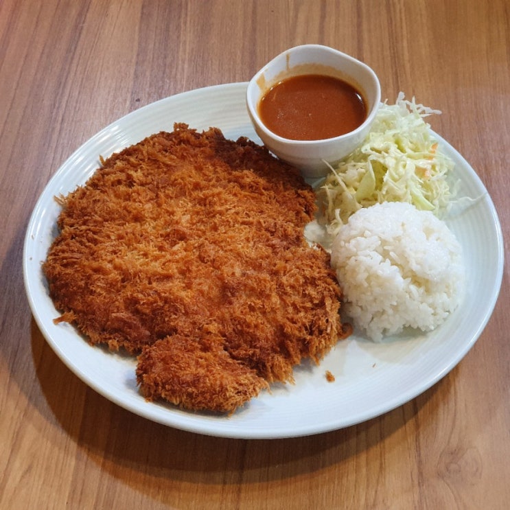  [먹거리 리뷰] 서울 신림역 수제 킹 30cm 돈까스 30cm왕돈까스 먹어본 후기