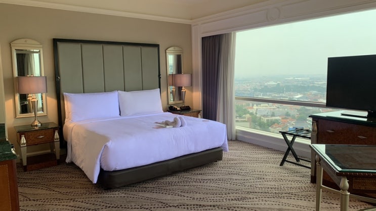  [수라바야 5성급 호텔] JW 메리어트 호텔 수라바야 JW Marriott Hotel Surabaya 스위트룸 숙박 후기 / 라운지 이용