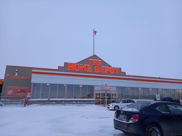  캐나다 워킹홀리데이 1월의 일상 사스카툰 건축 및 인테리어 자재 대표 판매점 Home depot, 자동차 부품 판매점 Partsource 방문