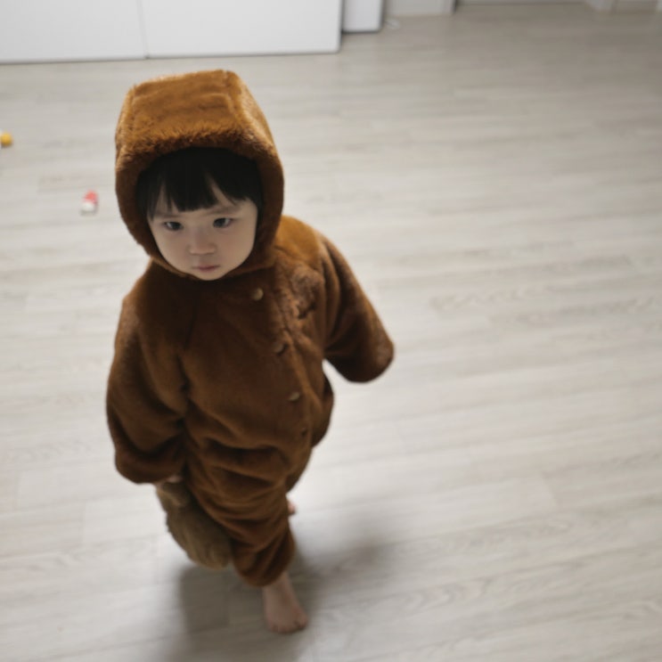  아기옷 브랜드 아베끄뚜아 우주복도 흡족