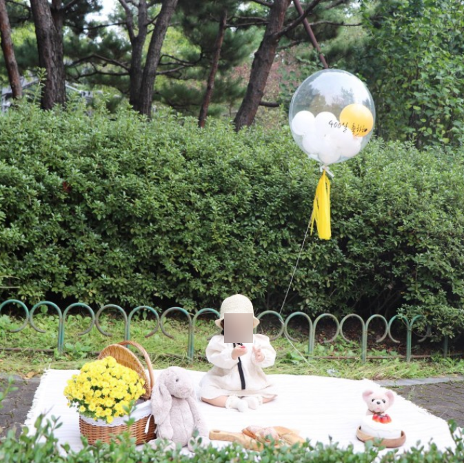  아기 400일 축하 기념 스마일 헬륨 풍선
