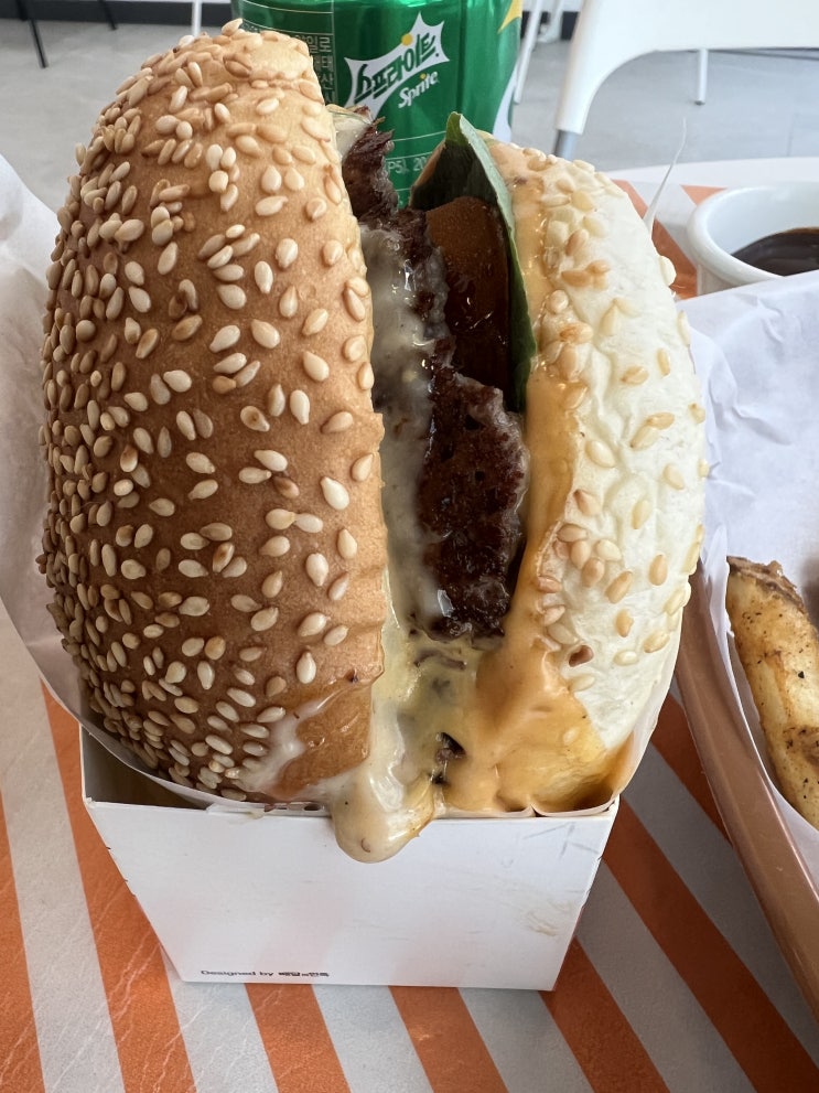  김해 율하 맛집 - 착한 가격 가성비 수제 버거? Burgur15 버거15