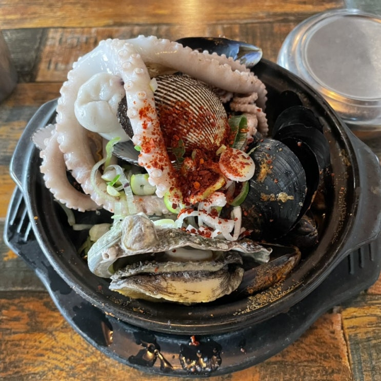  을지로/명동 맛집 비진도 해물뚝배기&전복구이