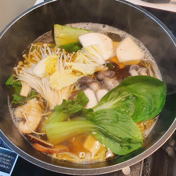 레디쉬 샤브샤브 밀키트 구입 후기 / 겨울에 따뜻한 국물 요리 / 간편식 간편요리 / 캠핑 요리 레디쉬 샤브샤브 밀키트 구입 후기 / 겨울에 따뜻한 국물 요리 / 간편식 간편요리 / 캠핑 요리