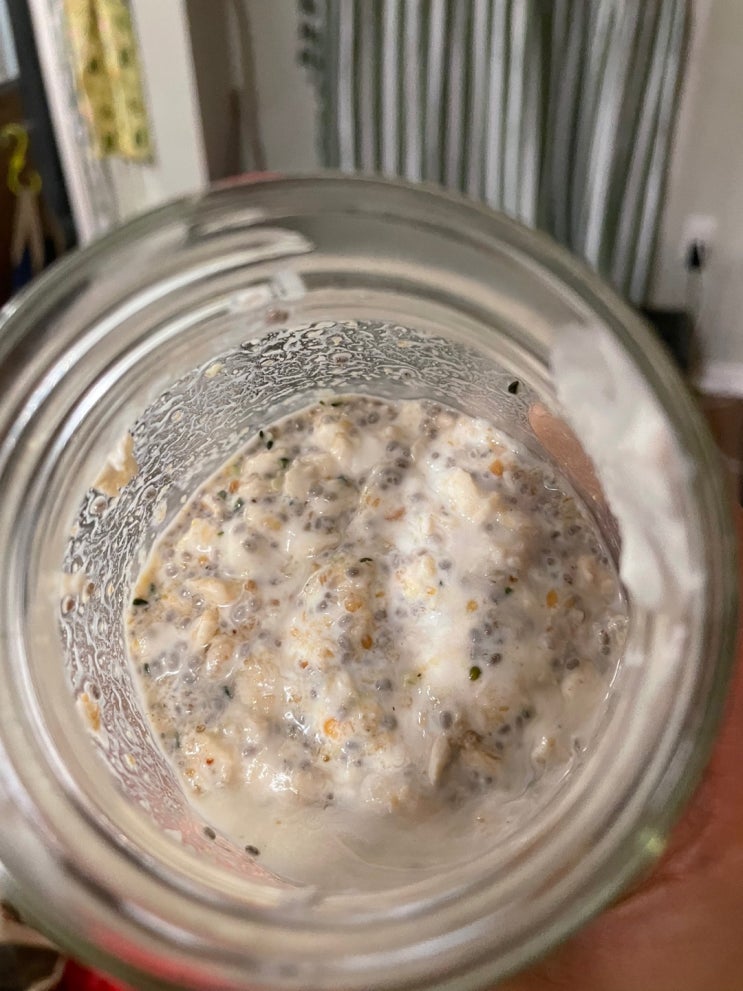  오버나잇 오츠 Overnight Oats, 북미에서 핫한 아침식사, 건강하고 맛있어요, 냉장고에 넣어놓고 두고두고(?) 먹어도 됩니다
