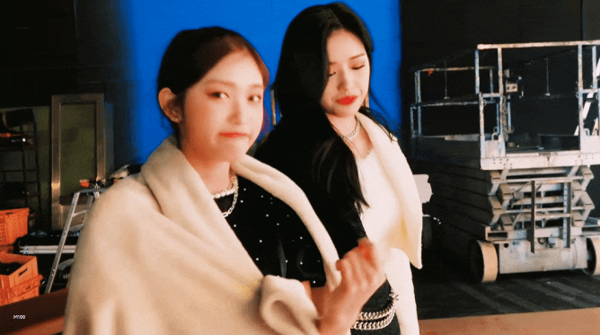  IVE 아이브 움짤 23