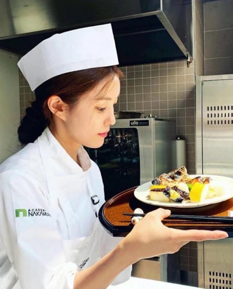 티아라 멤버 효민, '황의조'와 열애 인정 후 요리사 자격증 취득...벌써 신부 수업 중 티아라 멤버 효민, '황의조'와 열애 인정 후 요리사 자격증 취득...벌써 신부 수업 중