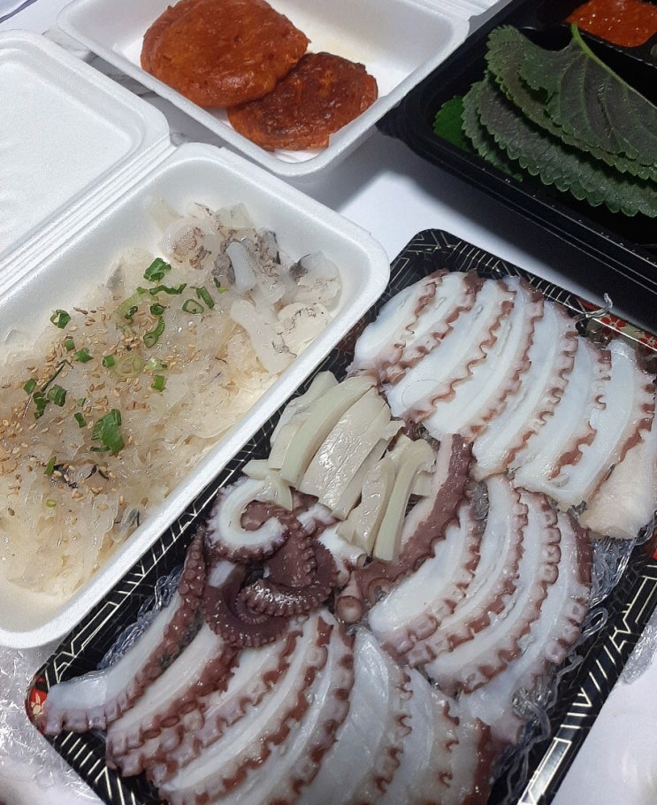  울산맛집 해운대하얀집 : 울산 오징어회 문어숙회 반반집