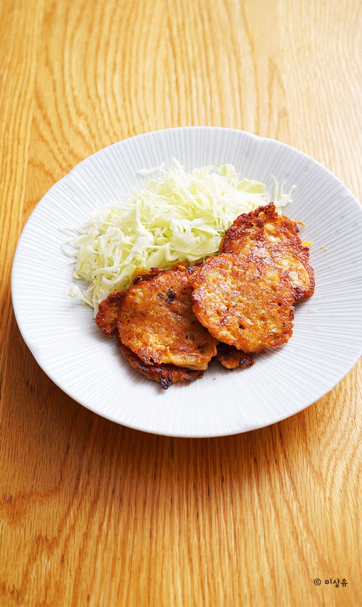 감칠맛 폭발! 돼지고기 김치전 만들기