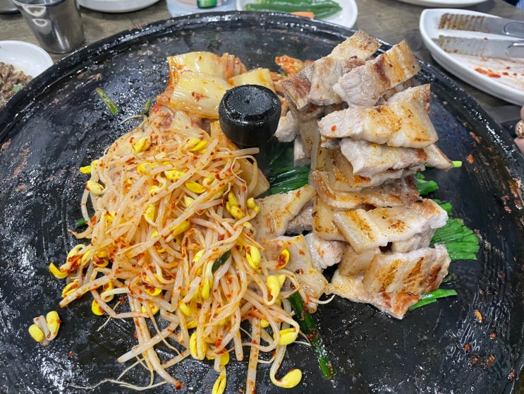 대구 칠곡 맛집 :: 최애 솥뚜껑 삼겹살 맛집 [ 강북식육식당 ]