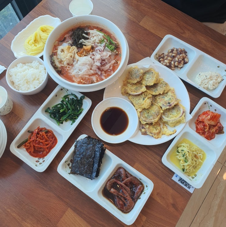 [속초여행] 등대해변 맛집 봉포머구리집(모듬물회 + 오징어순대 + 섭국)