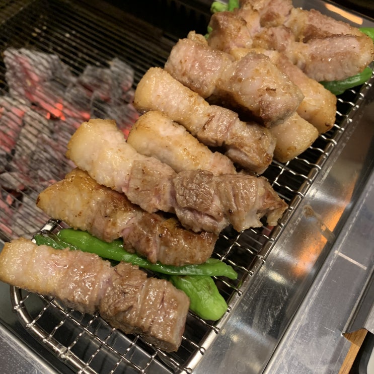 <서울 연남동맛집> 이 정도면 삼겹살 목살이 아니라 스테이크 아닌가요, "화씨이육공 연남점" <서울 연남동맛집> 이 정도면 삼겹살 목살이 아니라 스테이크 아닌가요, "화씨이육공 연남점"