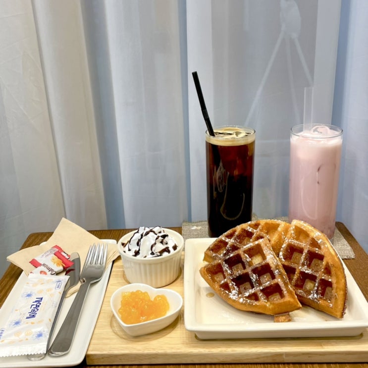  여기가 찐 와플 맛집! 파주 운정 디저트 카페 추천 :: 커피공감