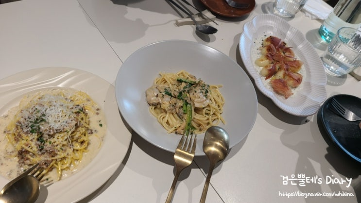 [잠실 소피텔] 맛있는 파스타에 와인 한잔 먹고 싶다면 '더이탈리안 클럽' (화이트라구파스타, 봉골레파스타, 오늘의생선, 뇨끼, 시저샐러드 + 영업시간, 메뉴판)