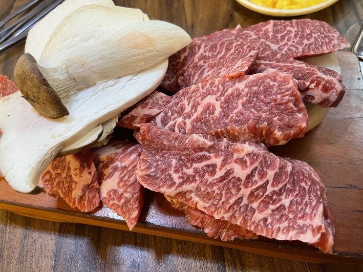  별내, 청학리 고기 맛집 <횡성 생고기 전문점> 입에서 살살 녹아유