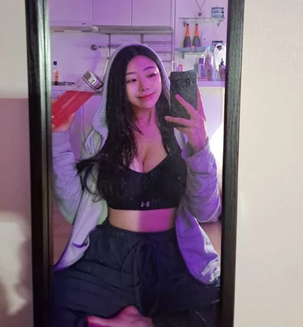 설운도 딸 이승아, 이상형으로 열애 의혹 번졌던 래퍼 디아크의 본명 초성 적어 "또 한번 불씨" 설운도 딸 이승아, 이상형으로 열애 의혹 번졌던 래퍼 디아크의 본명 초성 적어 "또 한번 불씨"