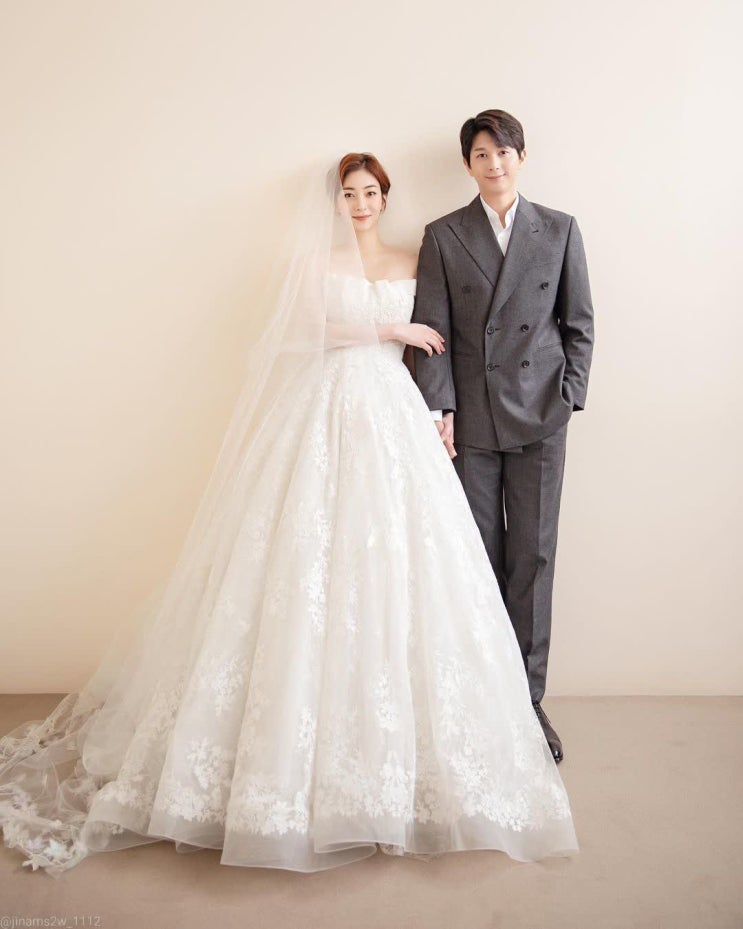 왕지원, 3살 연하 발레리노와 웨딩마치...두 사람의 연결고리는 '발레' "오작교는 김주원" 왕지원, 3살 연하 발레리노와 웨딩마치...두 사람의 연결고리는 '발레' "오작교는 김주원"