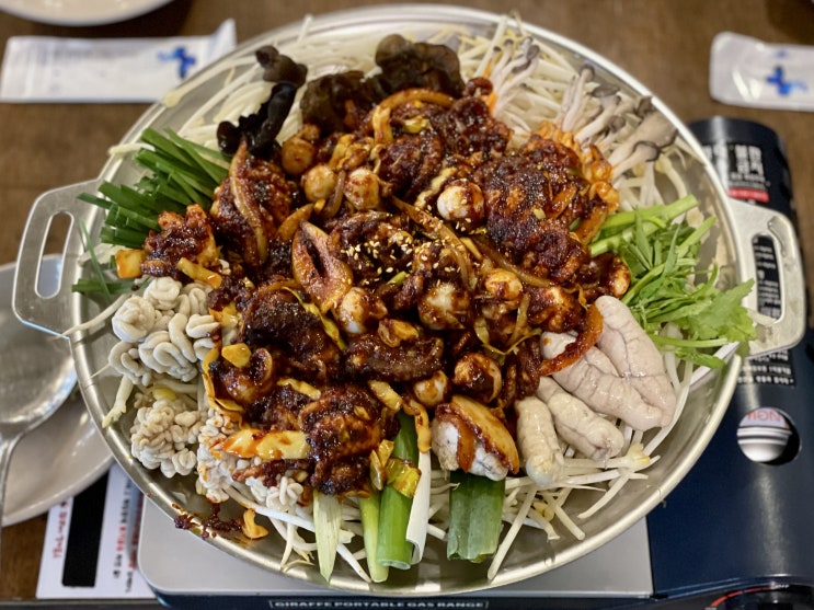 서면맛집 만복이쭈꾸미낙지볶음 숯불향 가득 중독적인 쭈꾸미 맛집