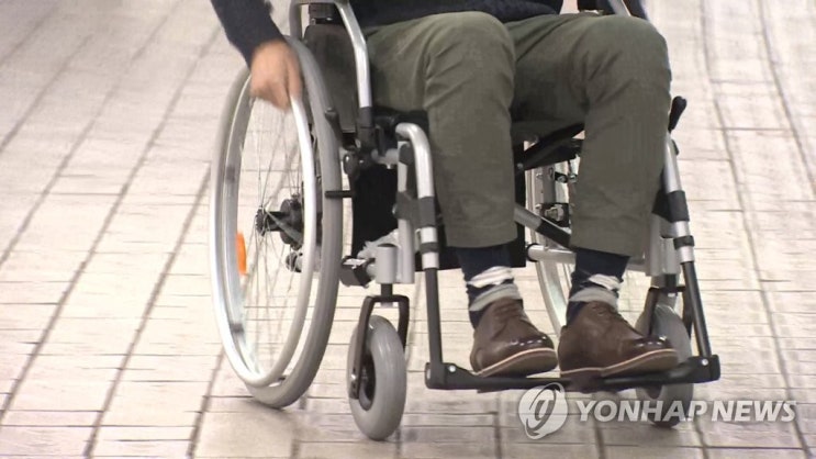 오이도역 참사 21주기…'고립과 우울 사이' 휠체어 장애인들 오이도역 참사 21주기…'고립과 우울 사이' 휠체어 장애인들