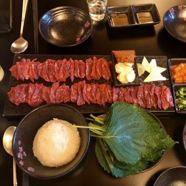 피쉬는 없지만 맛있는 육회와 육사시미가 있는 불당동 맛집 육회한 피쉬 / 천안식후감