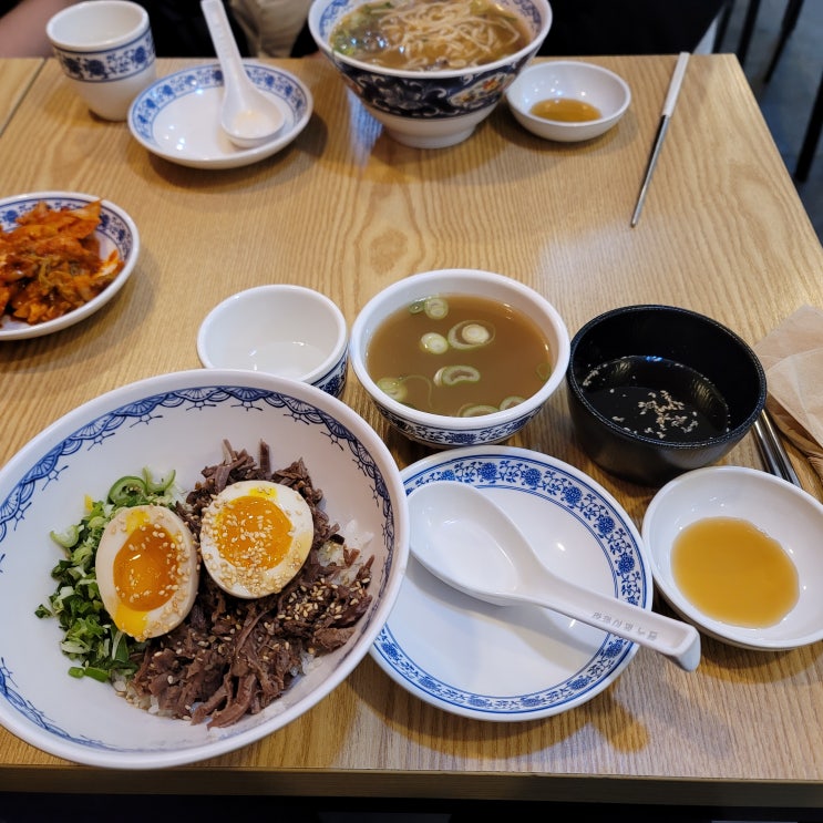  [내돈내산 리뷰] 목동 란콰이펑 누들 우육탕면집(우육간장덮밥세트)