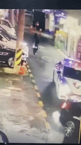 "조금 스쳤는데"…접촉사고 나자 대인접수 요구한 경찰관 "조금 스쳤는데"…접촉사고 나자 대인접수 요구한 경찰관