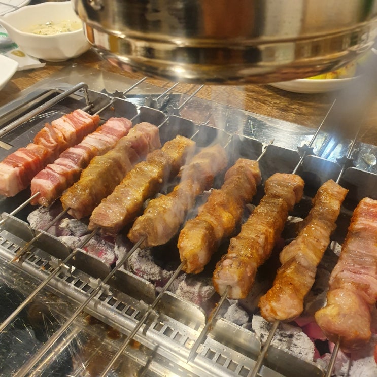  세종맛집) 한솔동 "이슈 양꼬치마을"  양꼬치에 칭따오맥주