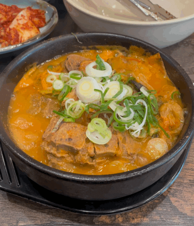  대구 수성구 맛집뼈 속까지 얼큰하고 따뜻하게 데워주는 '태경 청진동 해장국'(수성점)