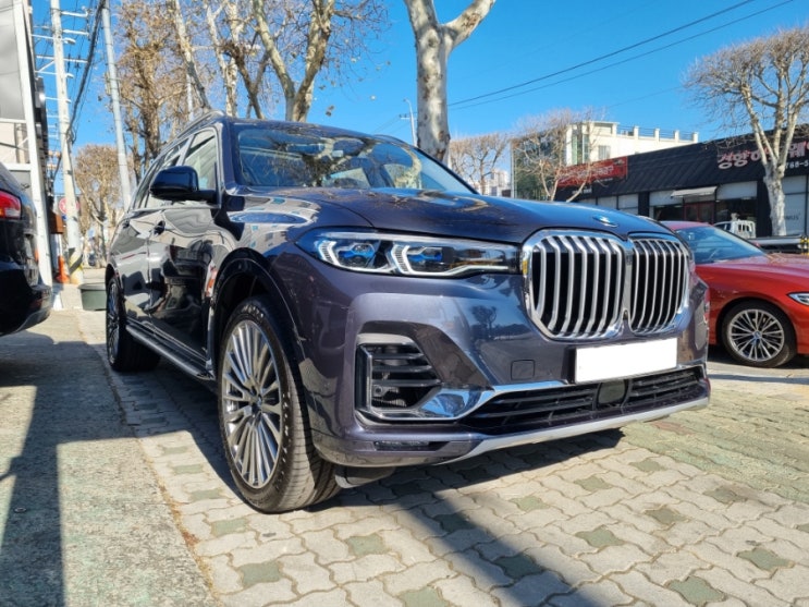  [비엠타카] 2022 BMW X7 40d DPE 7인승 마일드 하이브리드 후기 (아크틱그레이/타르투포) - 대구 소개 1개월 대기 출고