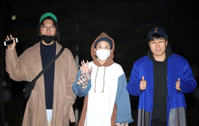 코요태 멤버 빽가, '속풀이쇼 동치미 출연' 뇌종양 수술 후유증 고백 "지금도 말하기 힘들어" 코요태 멤버 빽가, '속풀이쇼 동치미 출연' 뇌종양 수술 후유증 고백 "지금도 말하기 힘들어"