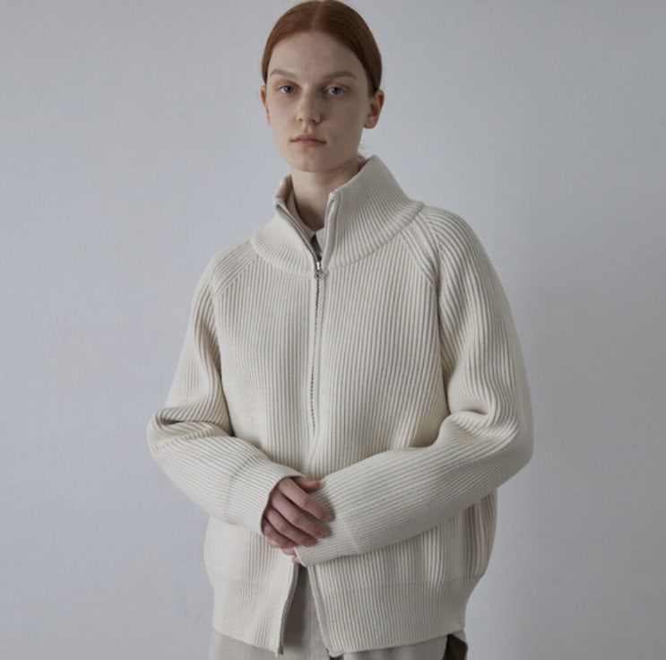  KNITLY Ribbed Zip-Up Cardigon