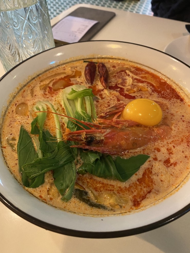  이국적인 느낌 물씬나는 강남역 홍콩 구구당, 맛은 과연?
