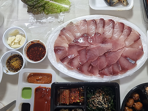 광주 두암동, 서해수산 활어직판장에서 맛있는 방어 포장하자