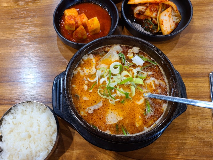  면목역 사골로 만든 잡내 없는 보양식 순대국, 청담순대국 먹부림