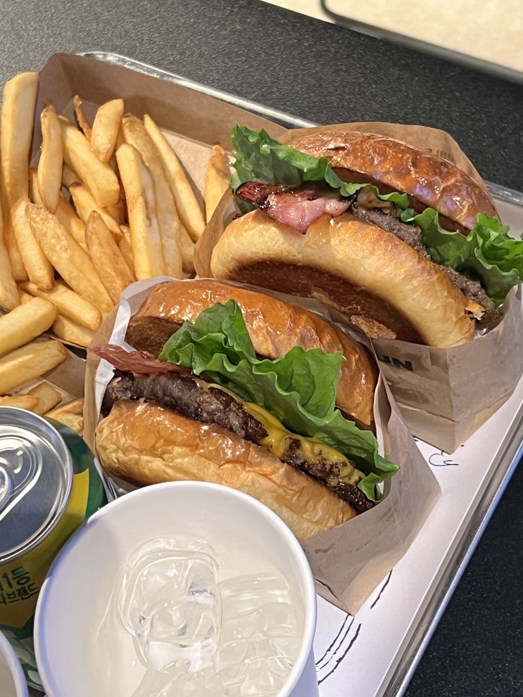  판교 현대백화점 맛집, 번패티번 아보카도 수제버거와 두툼한 감자튀김까지!