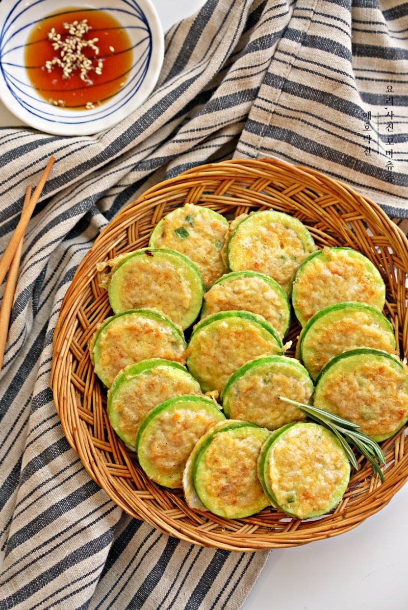 호박 팬케이크 만드는 법 쉬운 호박 계란 팬케이크 레시피