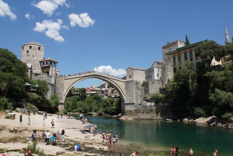 모스타르 여행 : 유럽에서 가장 아름다운 다리 (보스니아 헤르체고비나)