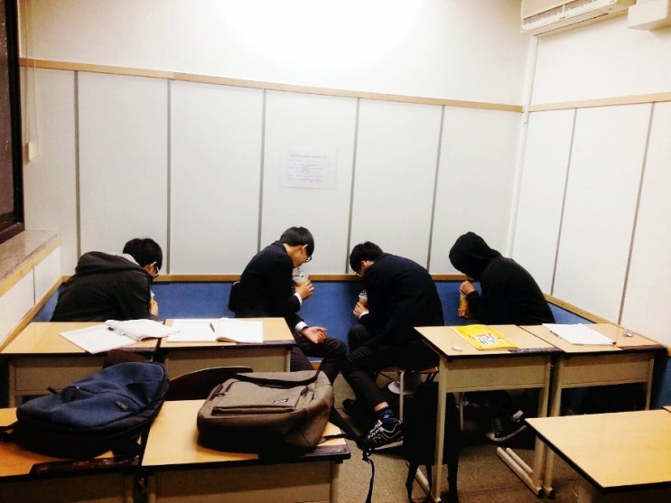  잊을만하면 또 심쿵 하겠지?