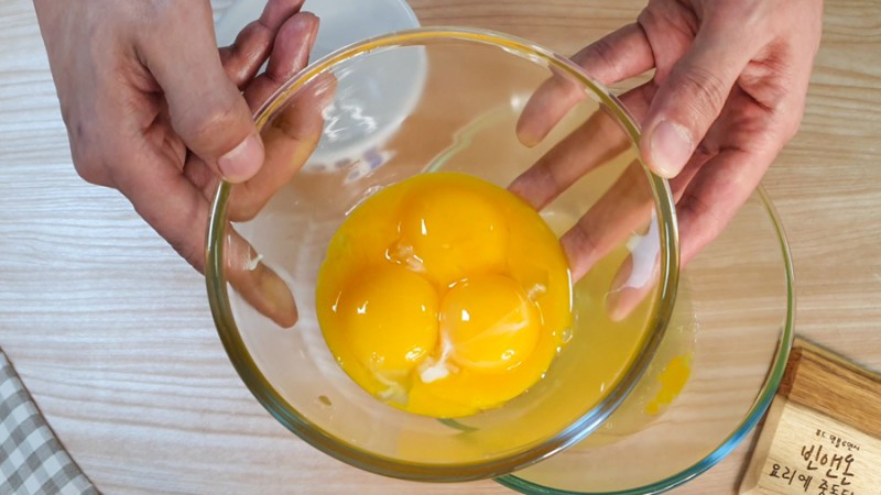 계란 노른자 분리 간편한 4가지 방법 : 네이버 블로그