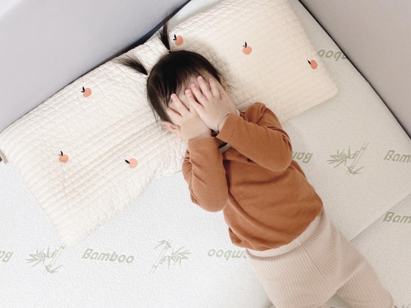 에보니아 3단접이식 고탄력 매트리스로 꿀잠예약