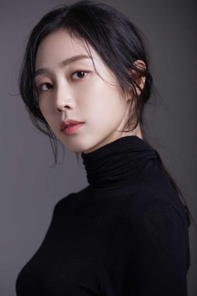  [MAKEATOAST] 러블리즈 서지수 착용 러블리즈 패션 서지수 패션 겨울이너 추천