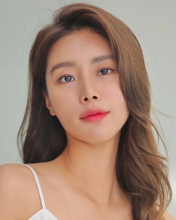 '솔로지옥' 최후의 승자는 강소연, 해외서 극찬 "스포티한 패션룩, 한국식 미인 기준 깨뜨려" '솔로지옥' 최후의 승자는 강소연, 해외서 극찬 "스포티한 패션룩, 한국식 미인 기준 깨뜨려"