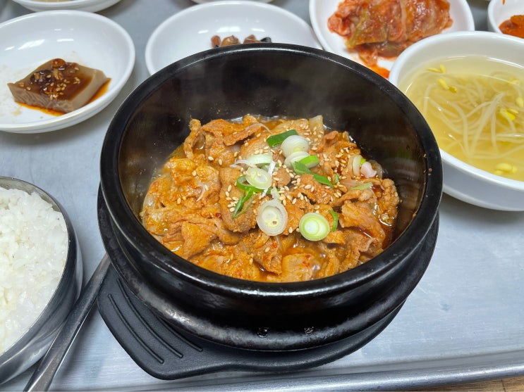  서울 강동구 길동 : 길동역 :  웰빙 영계두마리 식당 : 닭곰탕 닭개장 가정식백반 추천