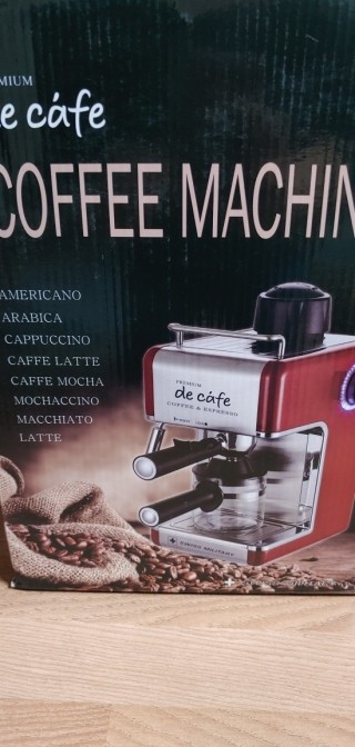 스위스밀리터리 디카페 CM6811-2RD 커피머신 입니다