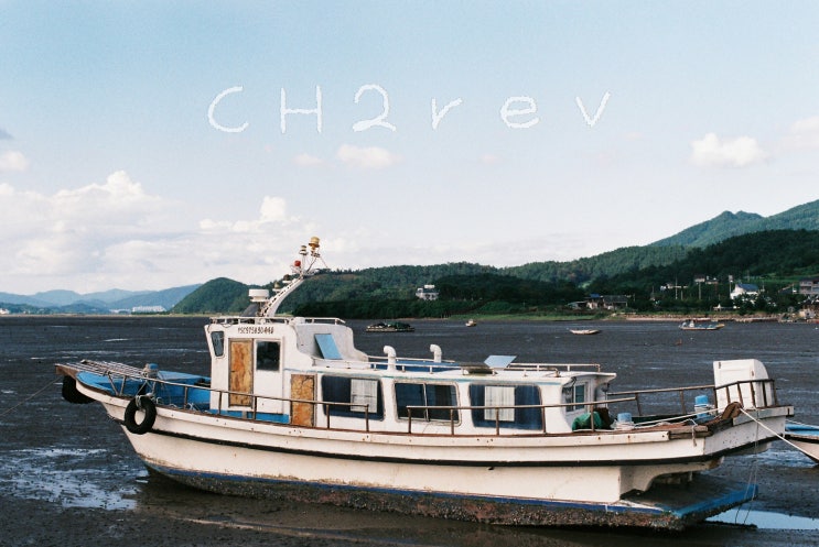  [Crazy Travel of Film Camera]Waiting for the tide